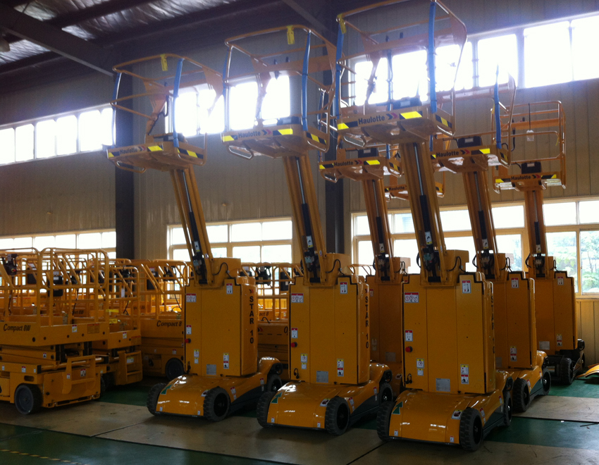 全（quán）自行式升降機