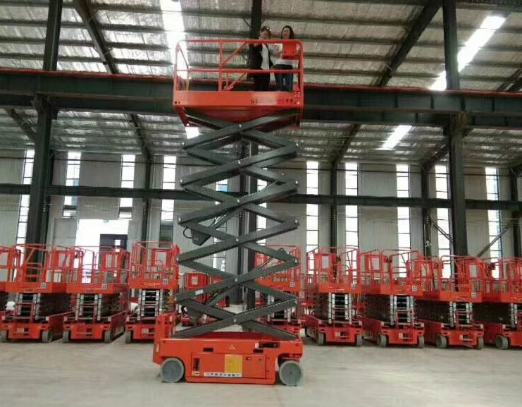 全自（zì）行式升降機